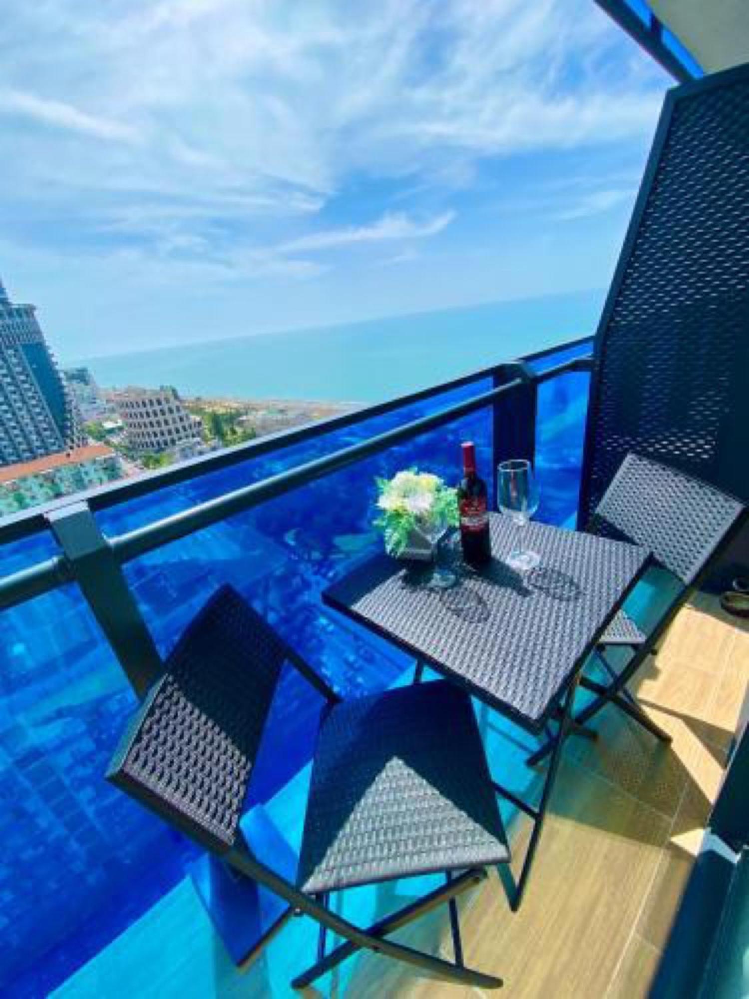 Sea View Orbi City Aparthotel Batumi Kültér fotó