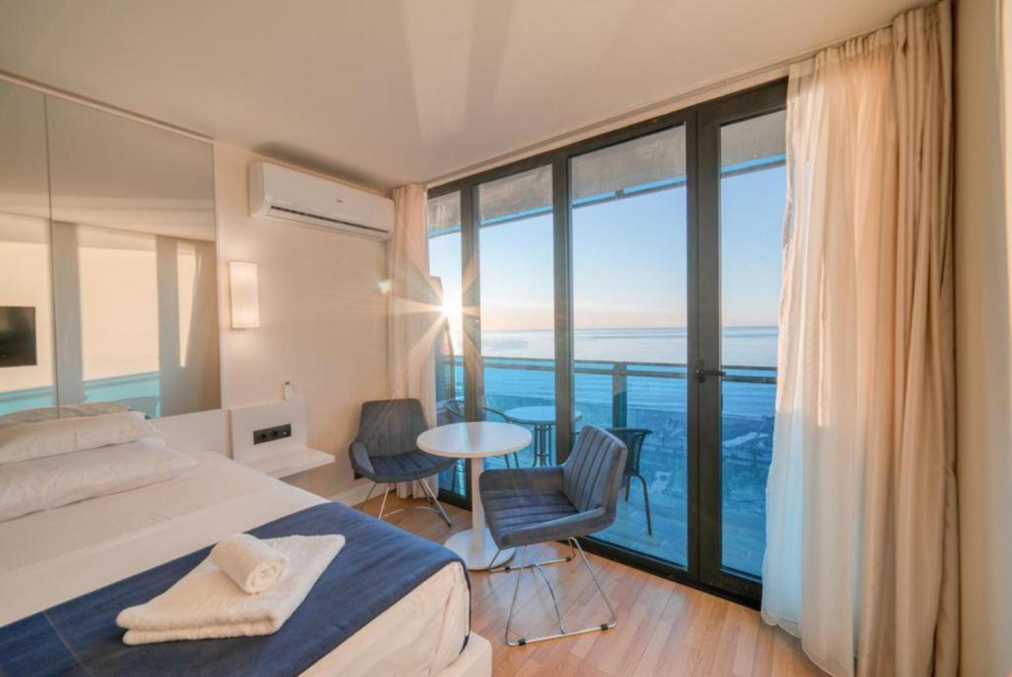 Sea View Orbi City Aparthotel Batumi Kültér fotó